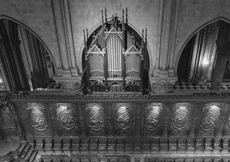 Orgue de chœur de la cathédrale Notre-Dame de Paris.<br /> (Photo prise avant l’incendie du 15 avril 2019)